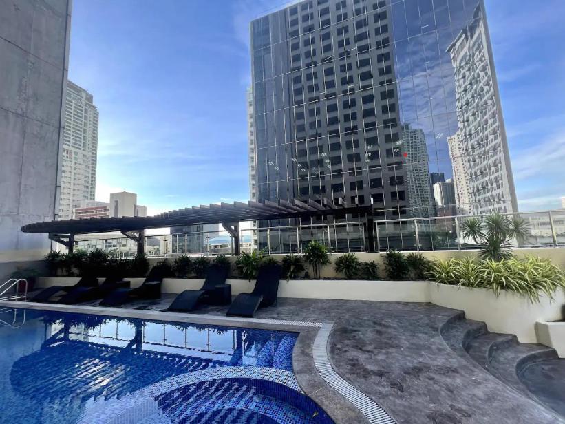 Poolside Family Room Greenbelt Makati Makati City Kültér fotó